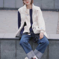 代购小姐姐羽绒马甲图片,代购小姐姐羽绒马甲美图赏析